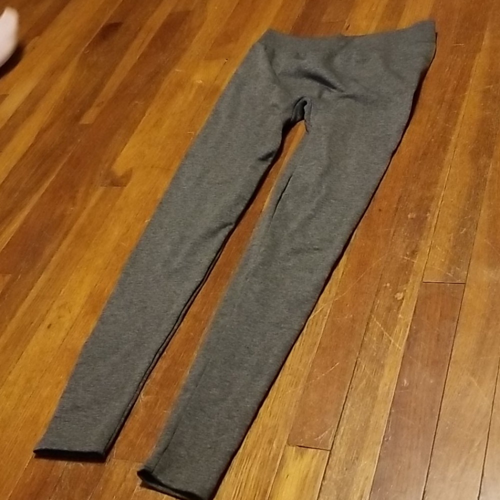 Time and Tru fleece lined leggings. Charcoal gray.
